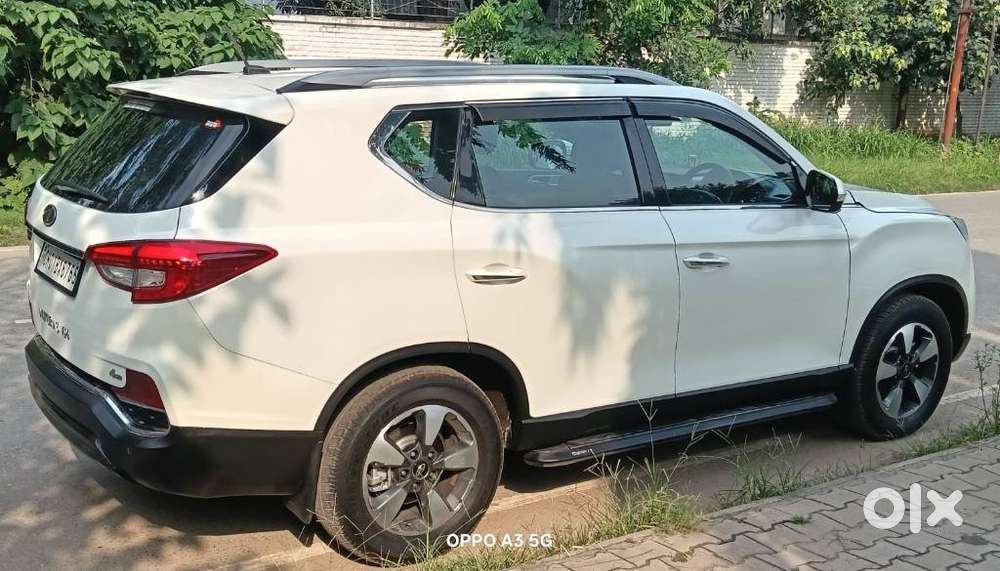 Mahindra Alturas G4 4wd At, 2018, Diesel