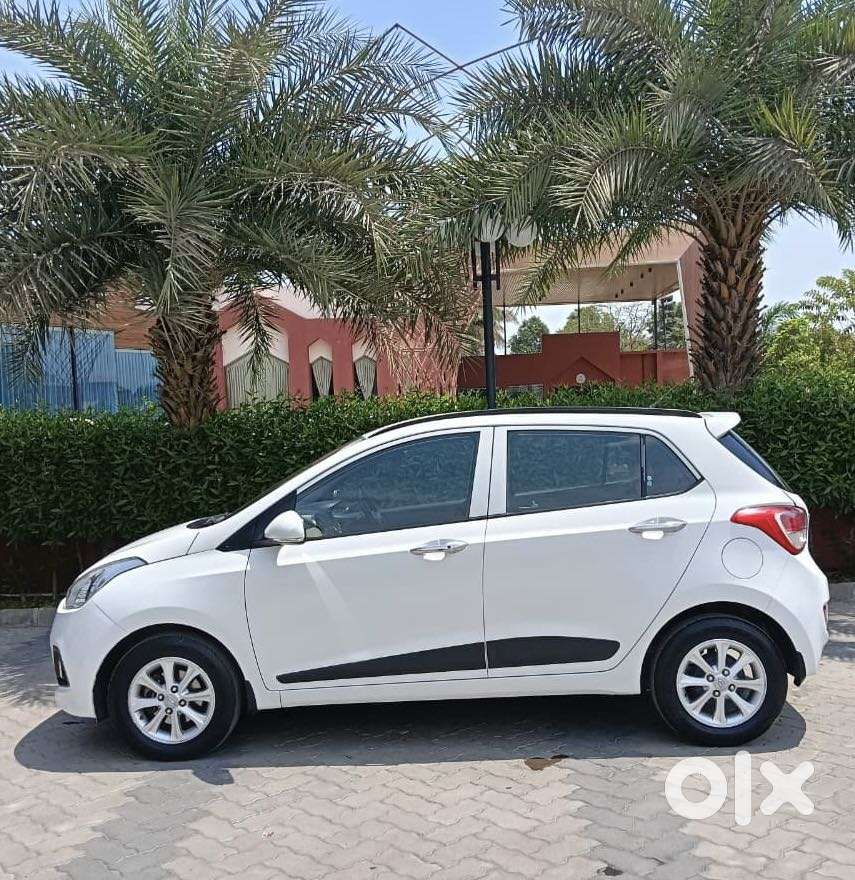 Hyundai Grand I10 1.2 Kappa Vtvt Asta (o) At, 2016, Petrol