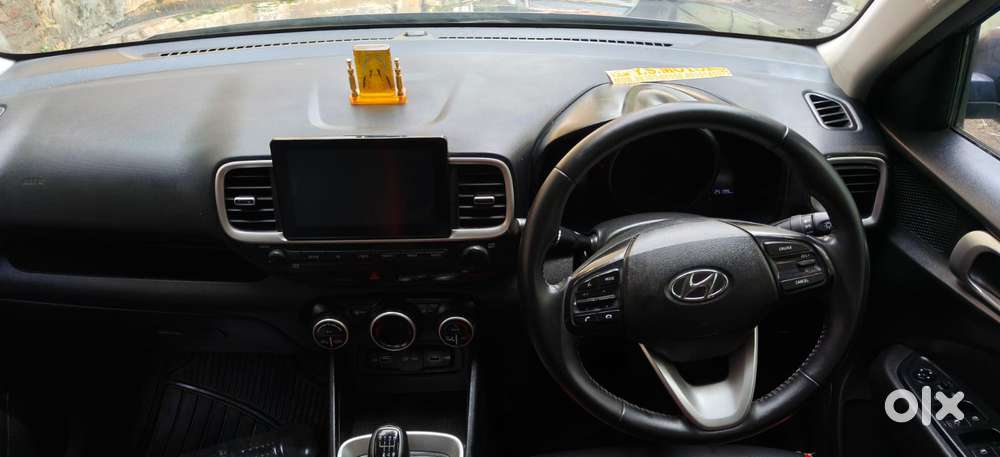 Hyundai Venue Sx (o) Mt 1.5 Diesel, 2022, Diesel