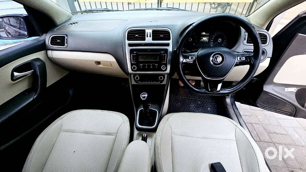 Volkswagen Vento 2010-2013 Petrol Highline, 2014, Petrol