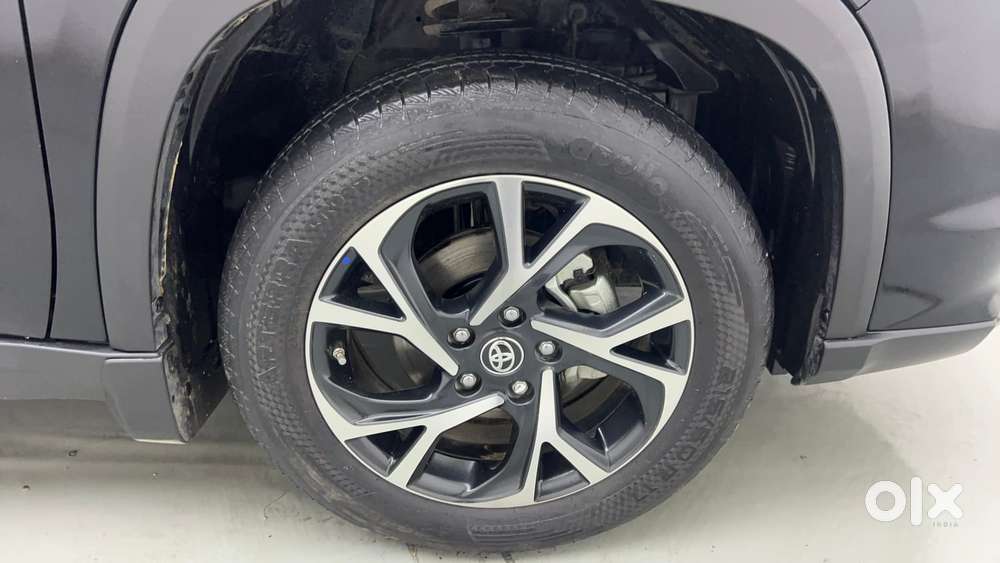 Toyota Urban Cruiser Hyryder 1.5 V Hybrid, 2025, Cng & Hybrids