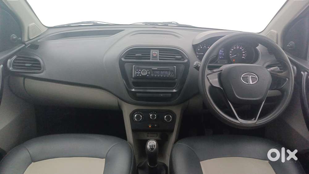 Tata Tiago 1.2 Revotron Xm, 2017, Petrol