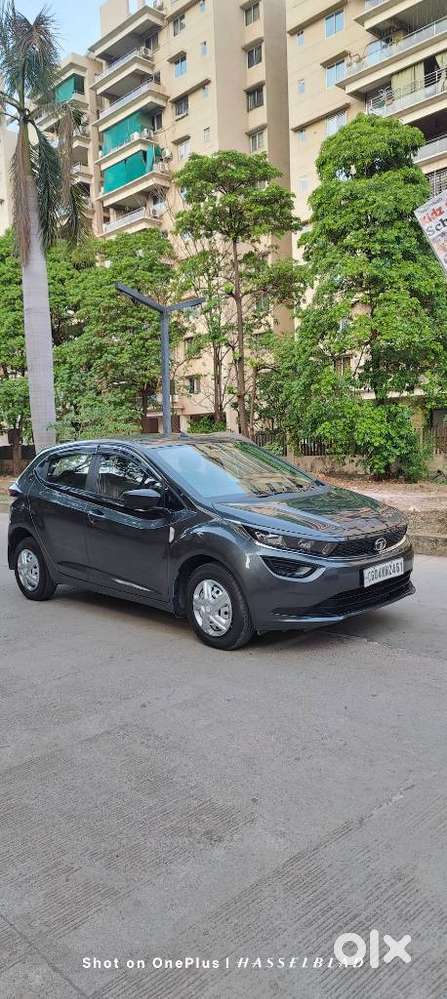 Tata Altroz 1.2 Xe, 2021, Petrol