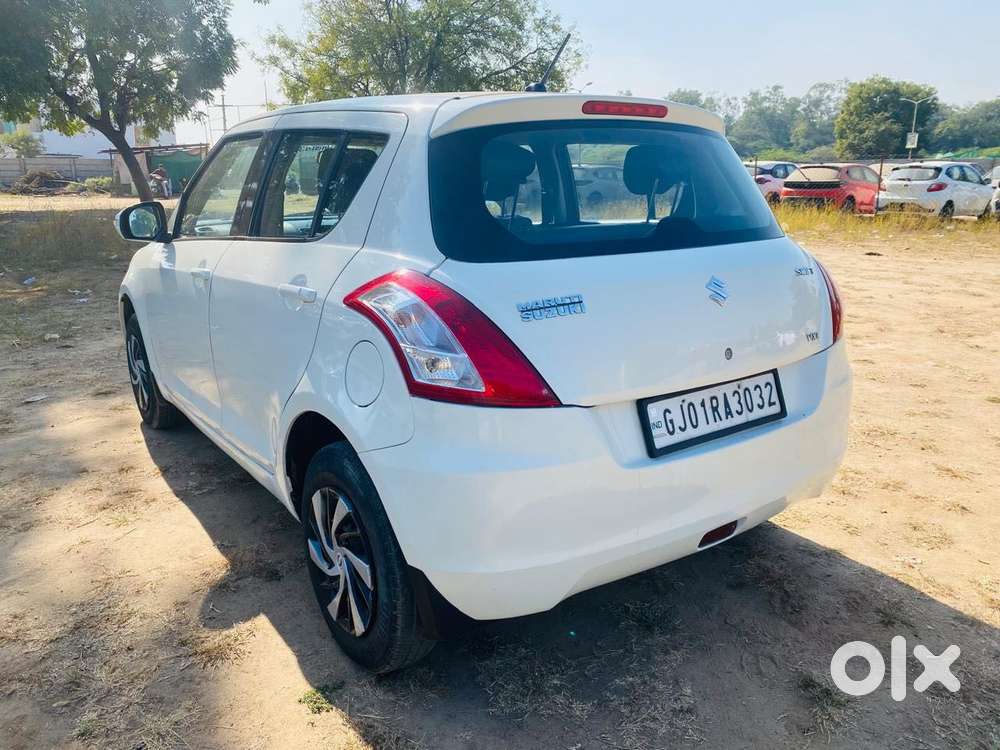 Maruti Suzuki Swift 2011-2014 Vxi, 2013, Petrol