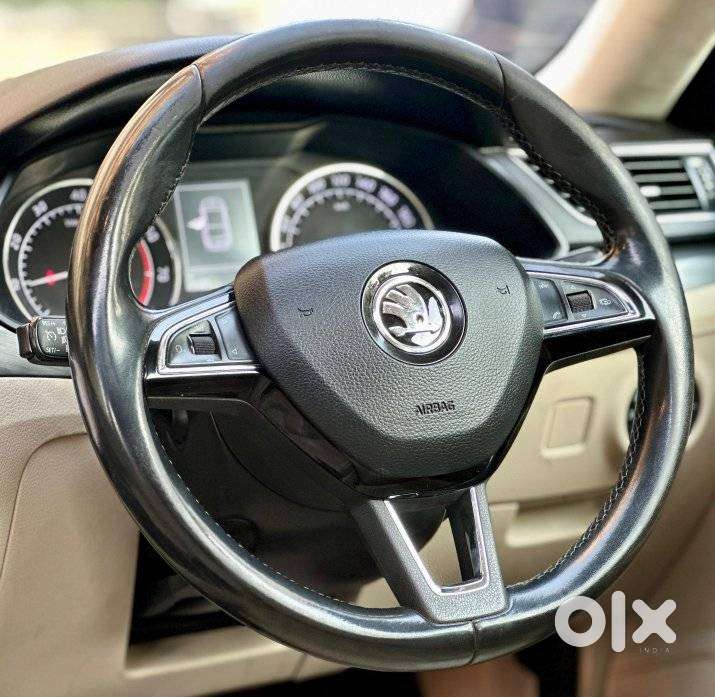 Skoda Superb Style 2.0 Tdi At, 2016, Petrol