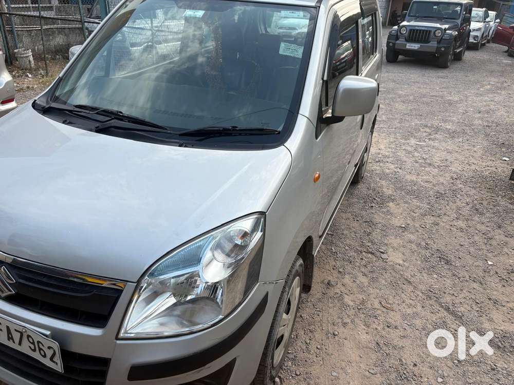 Maruti Suzuki Wagon R Amt Vxi Plus, 2016, Petrol