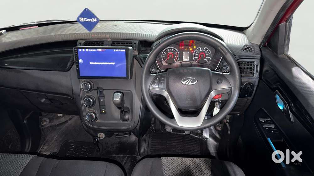 Mahindra Kuv 100 Mfalcon G80 K8 Dual Tone, 2017, Petrol