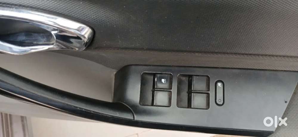 Tata Tigor Buzz Diesel, 2018, Diesel