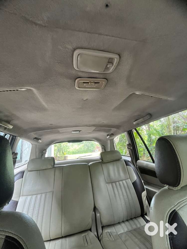 Toyota Innova Diesel 2012