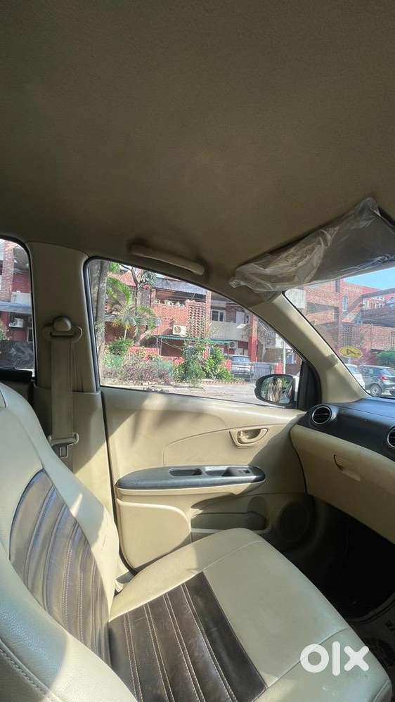 Honda Amaze 2015 Diesel Well Maintained