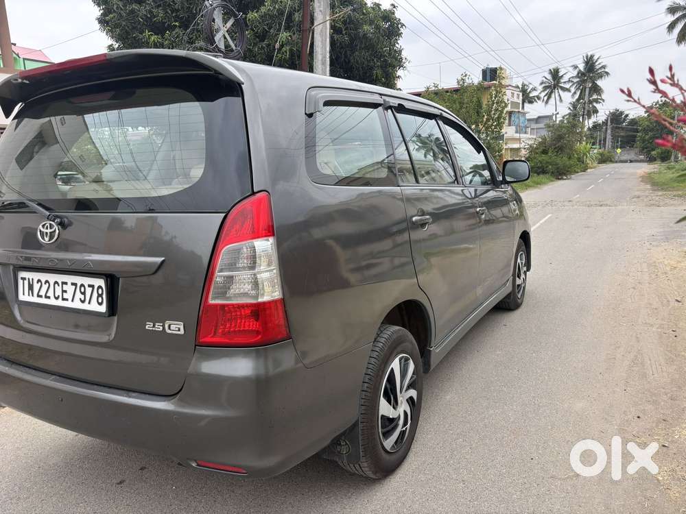 Toyota Innova 2.5 G (diesel) 8 Seater, 2012, Diesel
