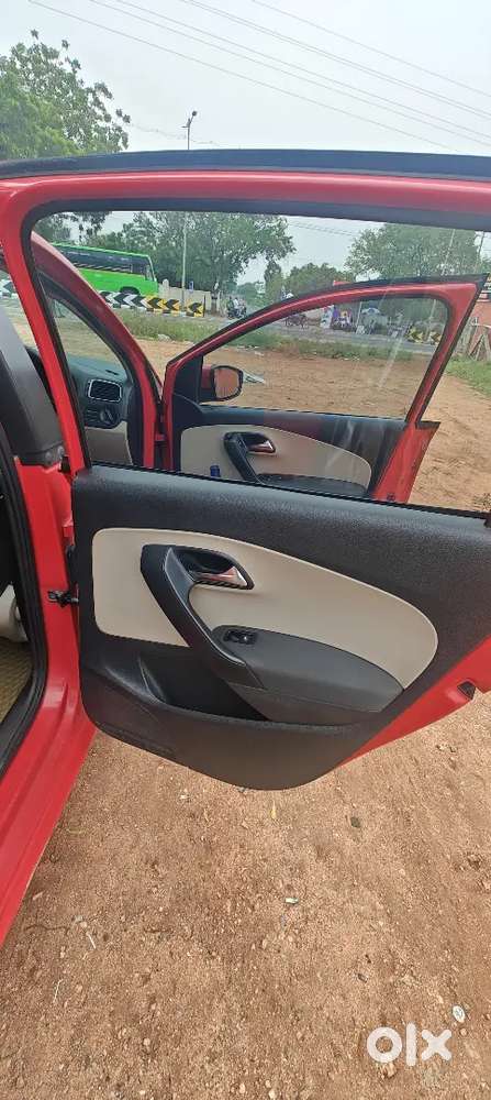 Volkswagen Polo 2011 Diesel 136000 Km Driven