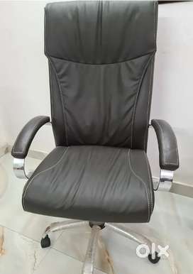 Executive chair olx discount