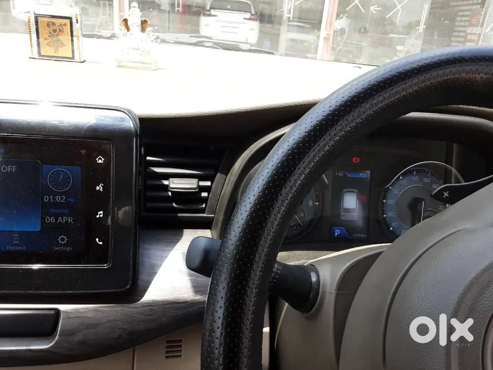 Toyota Rumion 2025 Petrol Well Maintained