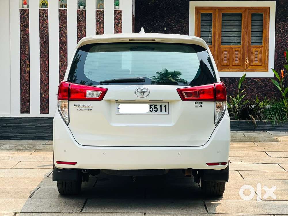 Toyota Innova Crysta 2.4 V 7 Str, 2022, Diesel
