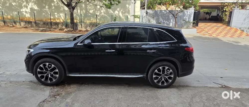 Mercedes-benz Glc 2025 Petrol 22300 Km Driven