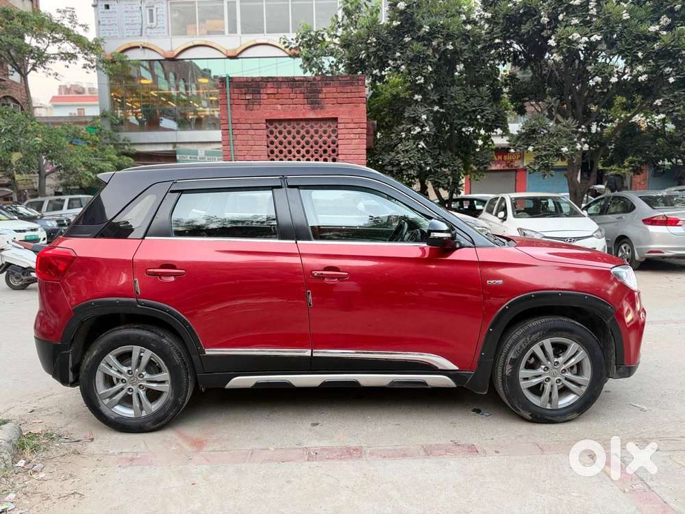 Maruti Suzuki Brezza Zdi+ Dual Tone, 2017, Diesel