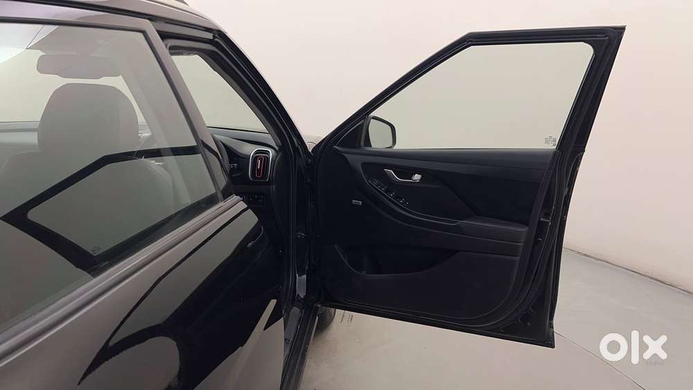 Hyundai Creta Sx (o) 1.5 Petrol Cvt Knight, 2023, Petrol