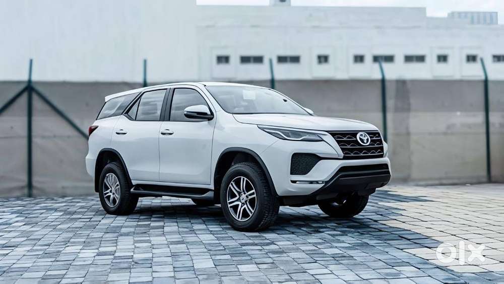 Toyota Fortuner 4x2 Mt 2.8 Diesel, 2023, Diesel