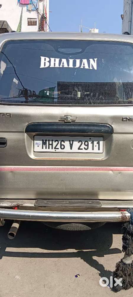 Good Condition Tavera 10 Seater