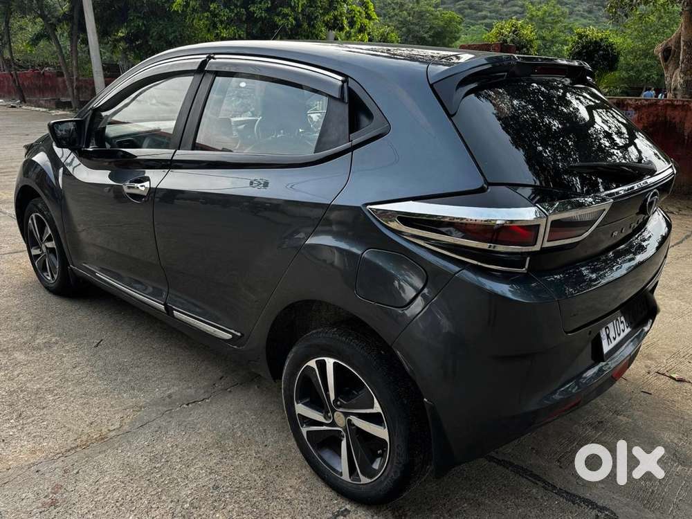 Tata Altroz Petrol 2020