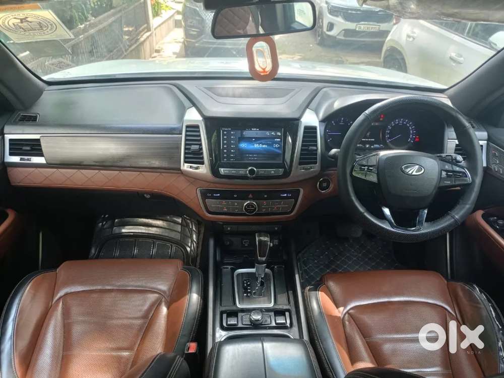 Mahindra Alturas G4 4wd At, 2019, Diesel