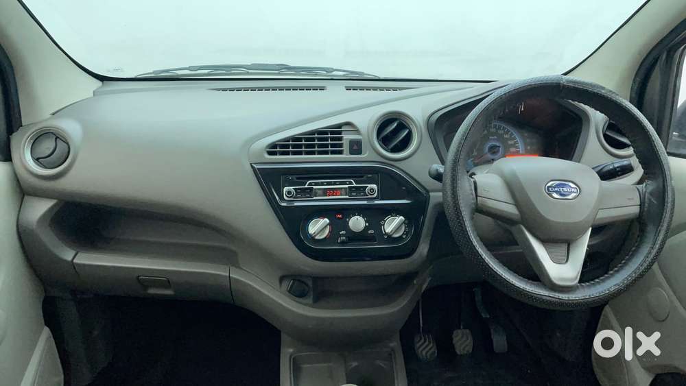 Datsun Redigo T Option, 2016, Petrol