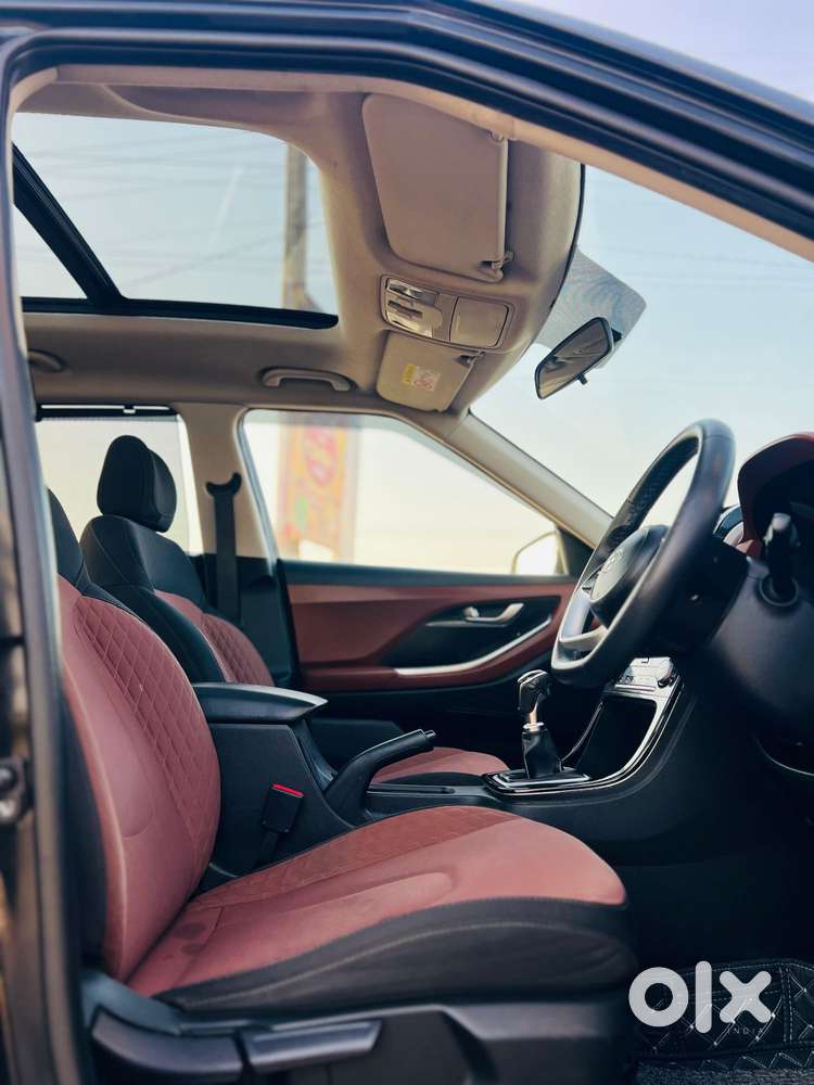 Hyundai Alcazar 1.5 Prestige Exe Diesel Mt 6 Str, 2022, Diesel