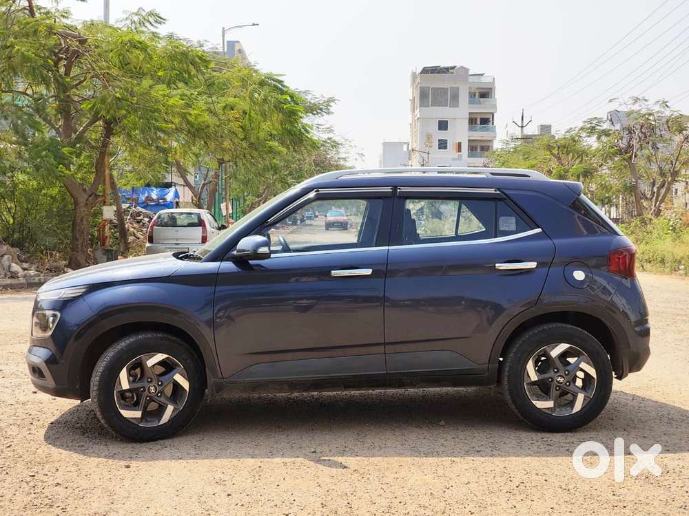 Hyundai Venue Sx (o) Mt 1.5 Diesel, 2021, Diesel