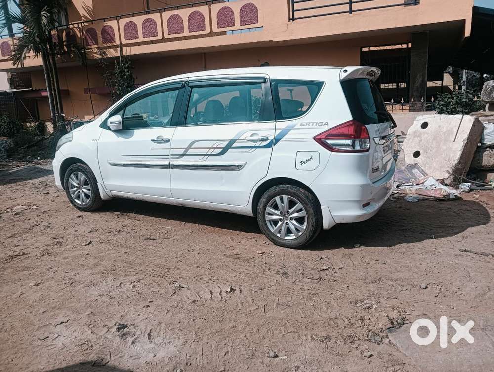 Maruti Suzuki Ertiga Zxi Plus , 2017, Petrol