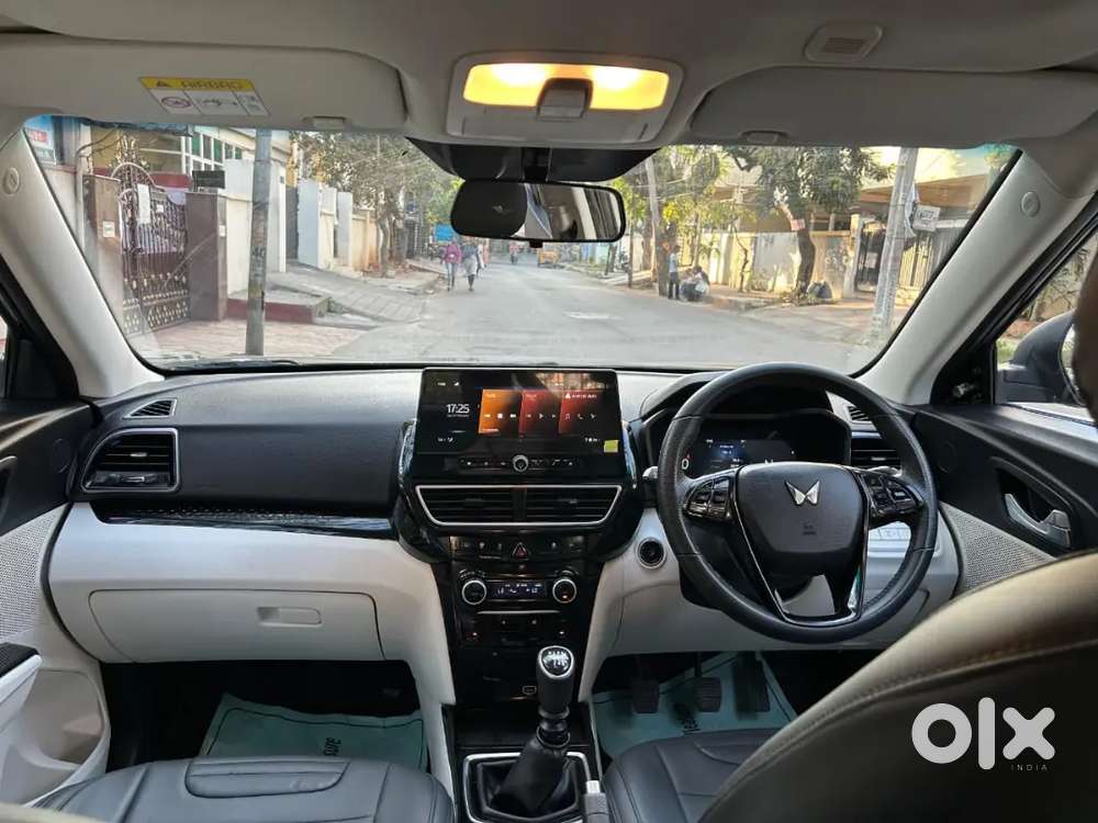 Mahindra Xuv 3xo Ax5 Diesel Model 2024 Fuel Diesel Telangana Hyderabad