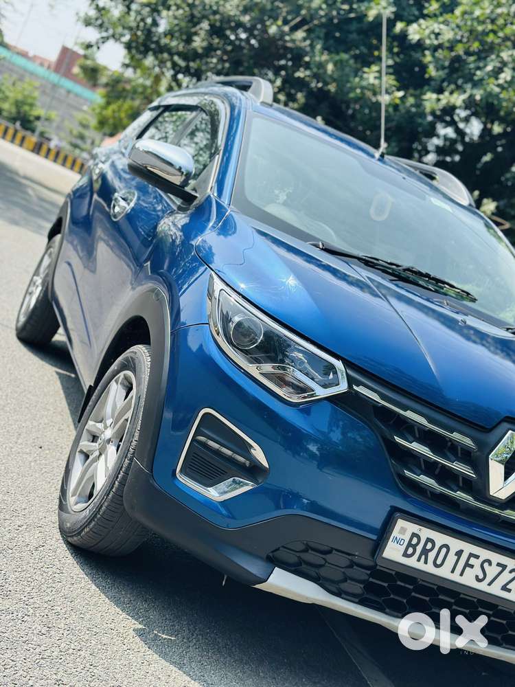 Renault Triber Rxz, 2022, Petrol