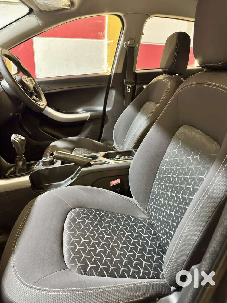 Tata Nexon 1.5 Revotorq Xm (s), 2022, Diesel
