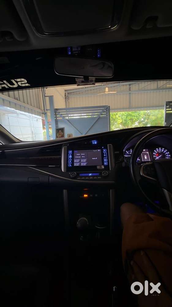 Toyota Innova Crysta 2016 Diesel Well Maintained