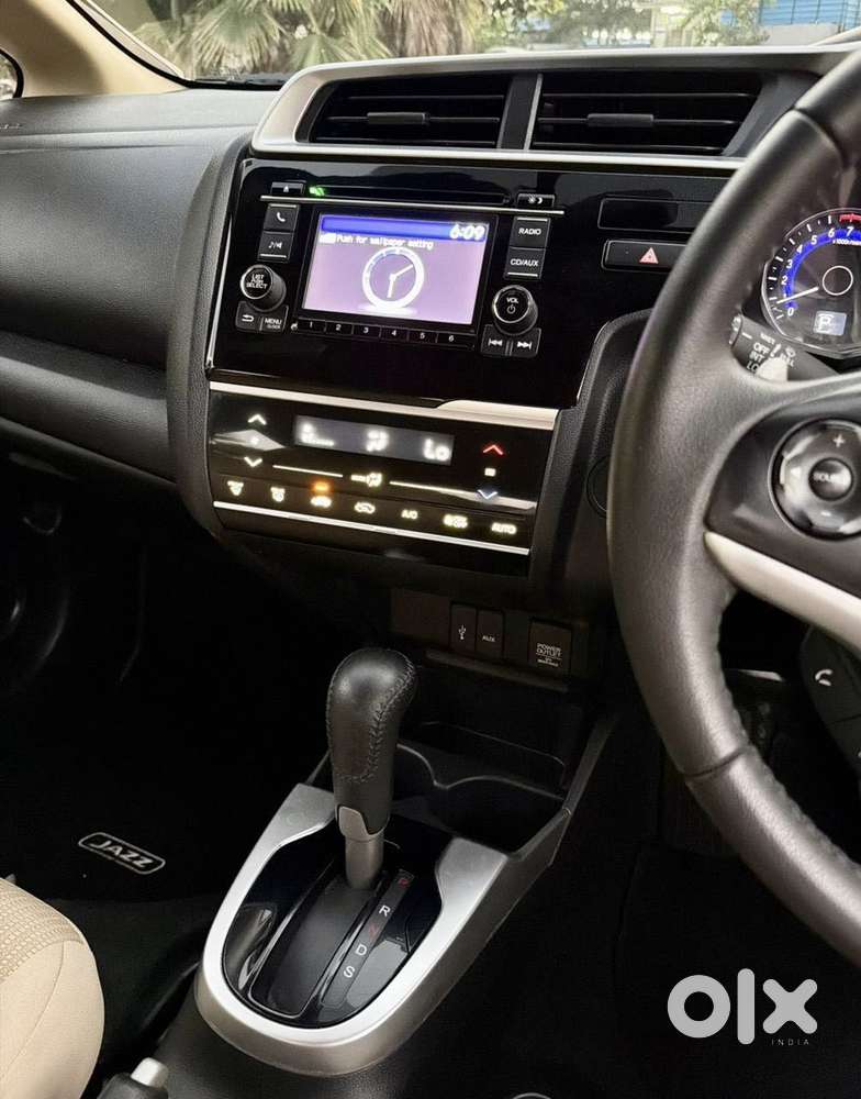 Honda Jazz V Automatic, 2018, Petrol