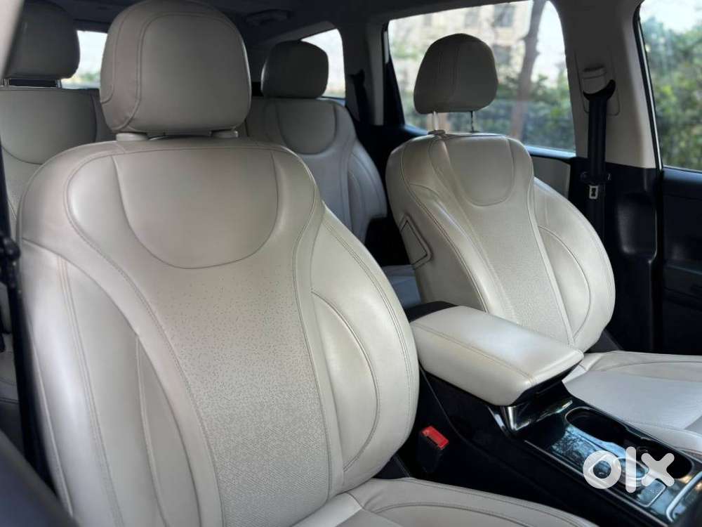 Mahindra Xuv700 2.2 Ax 7 Diesel At Str Awd, 2022, Diesel