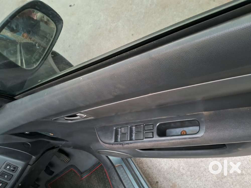Maruti Suzuki Swift 1.3 Zxi, 2007, Petrol
