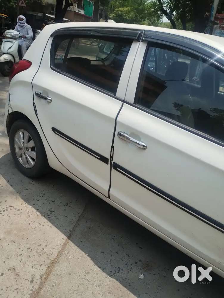 Hyundai I20 2012 Diesel 95000 Km Driven