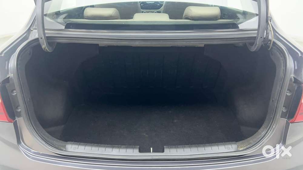 Hyundai Xcent 1.2 Vtvt E Plus, 2018, Petrol