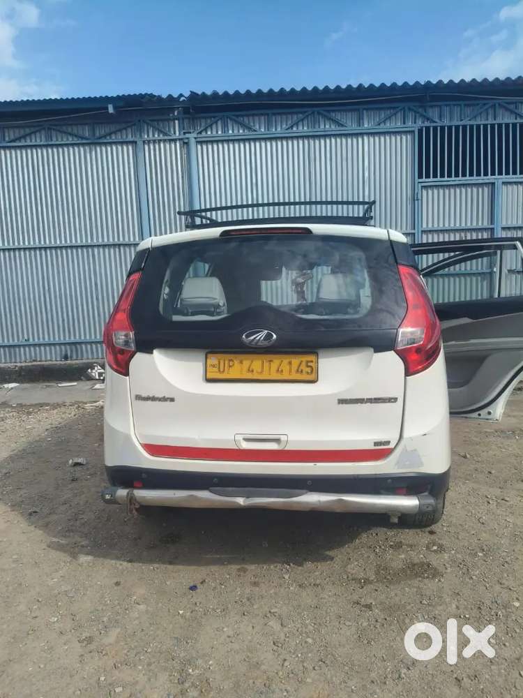 Mahindra Marazzo 2020 Diesel 220000 Km Driven