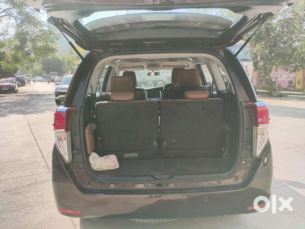 Toyota Innova Crysta 2.7 Zx At, 2016, Diesel