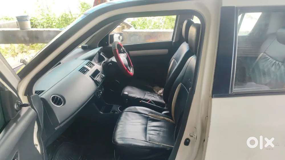 Maruti Suzuki Swift 2011