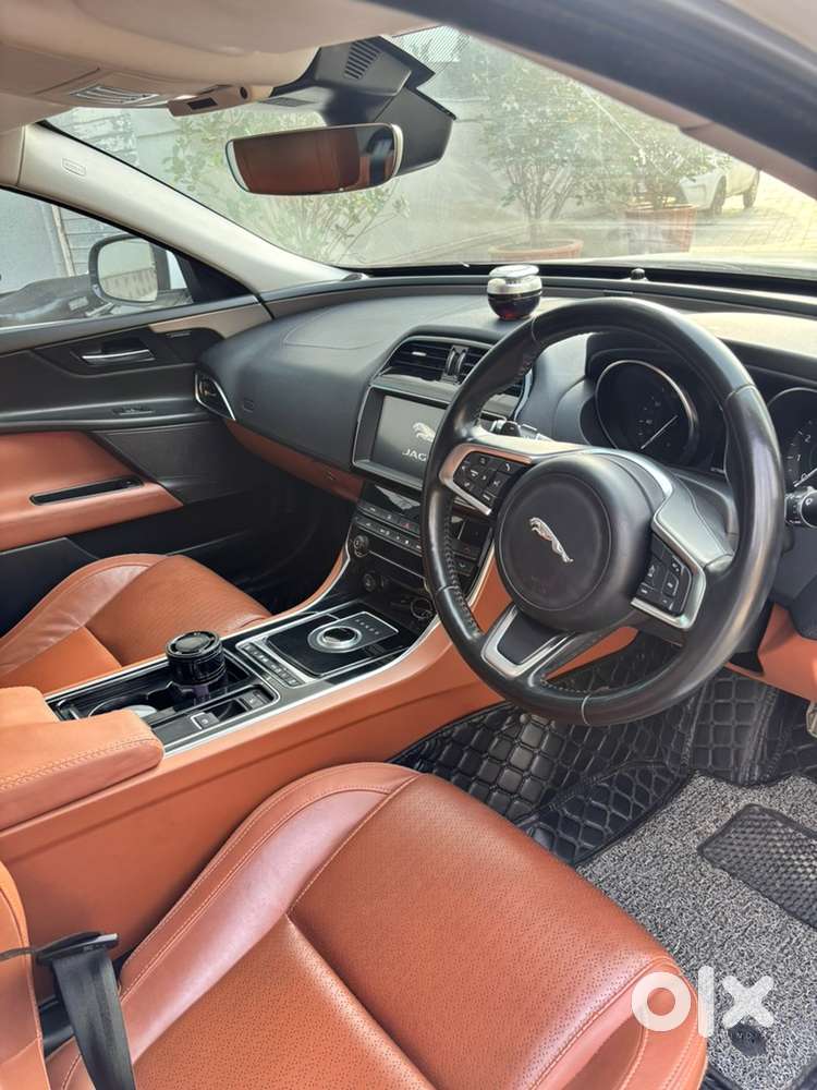 Jaguar Xe 2019 Petrol 27988 Km Driven