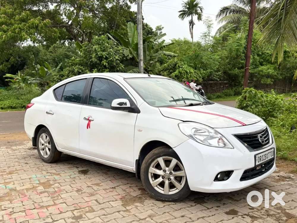 Nissan Sunny Xv Petrol Top Model.
