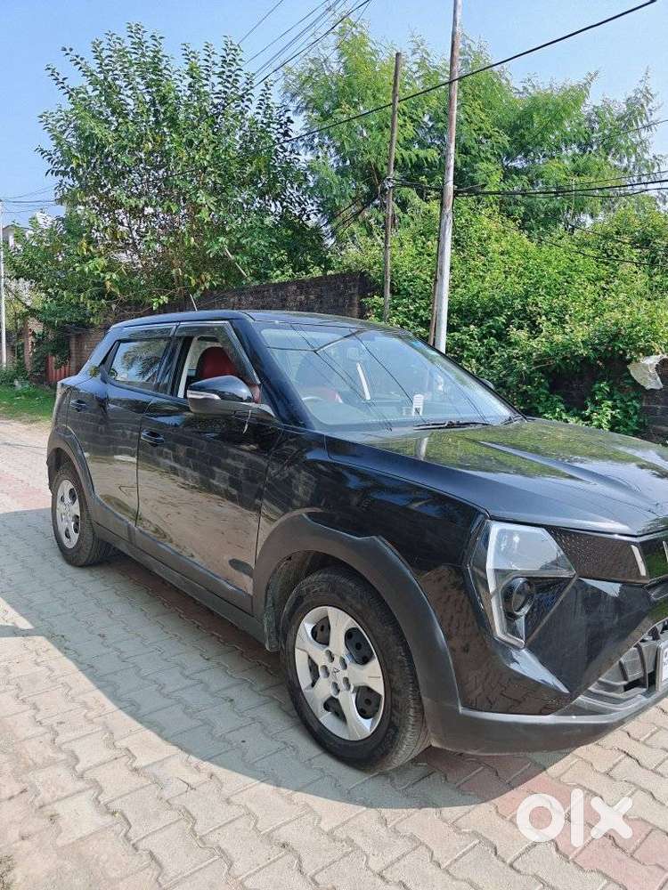 Mahindra Xuv 3xo Ax5l 1.2 Petrol At, 2025, Petrol