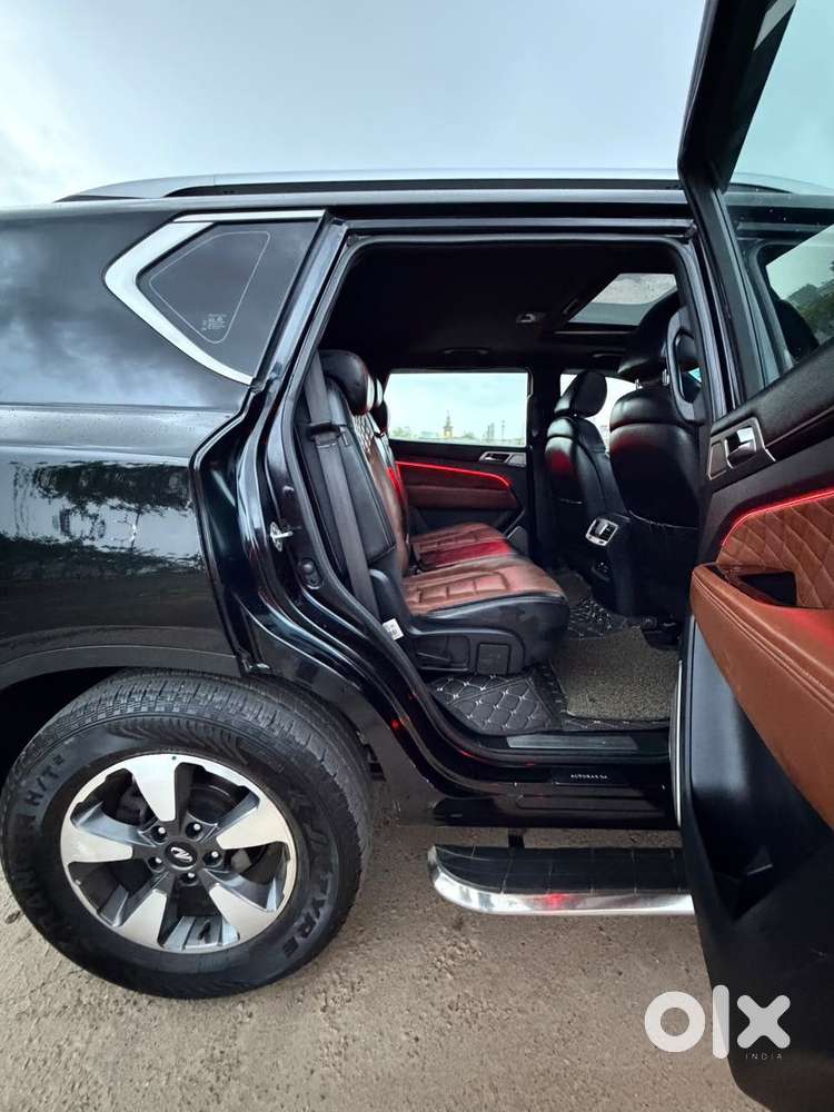 Mahindra Alturas G4 4wd At, 2019, Diesel