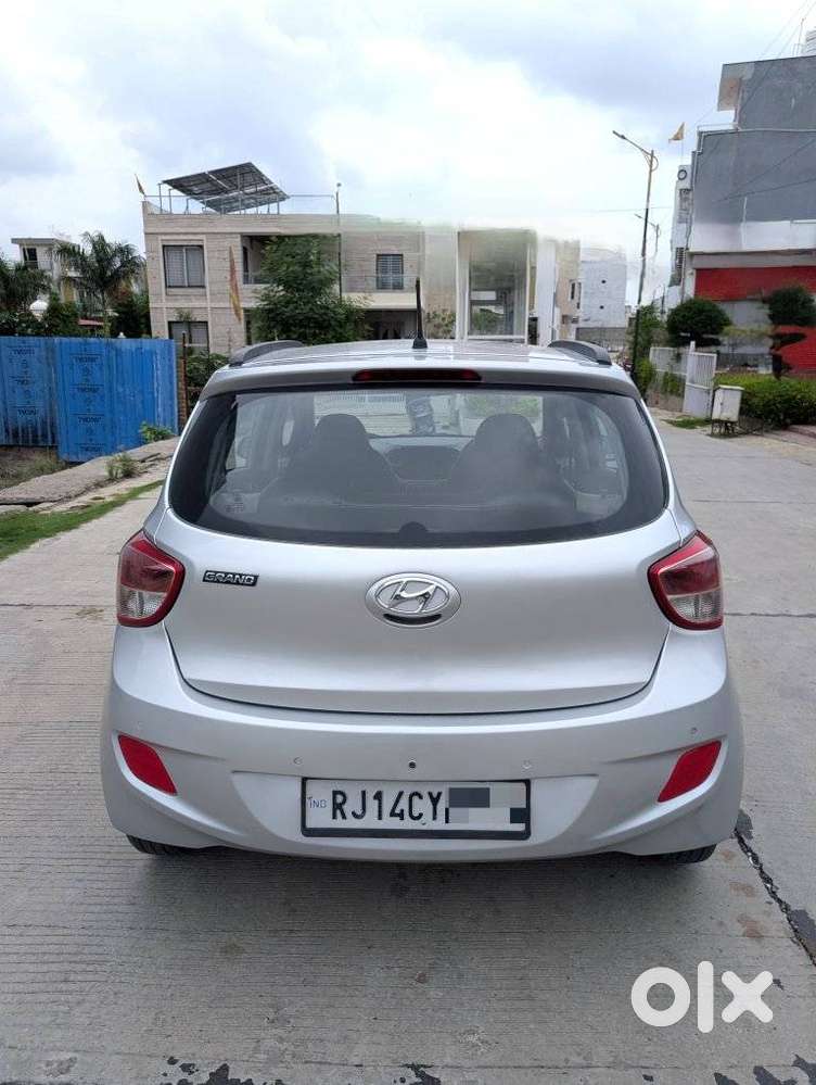 Hyundai Grand I10 1.2 Crdi Sportz, 2015, Diesel