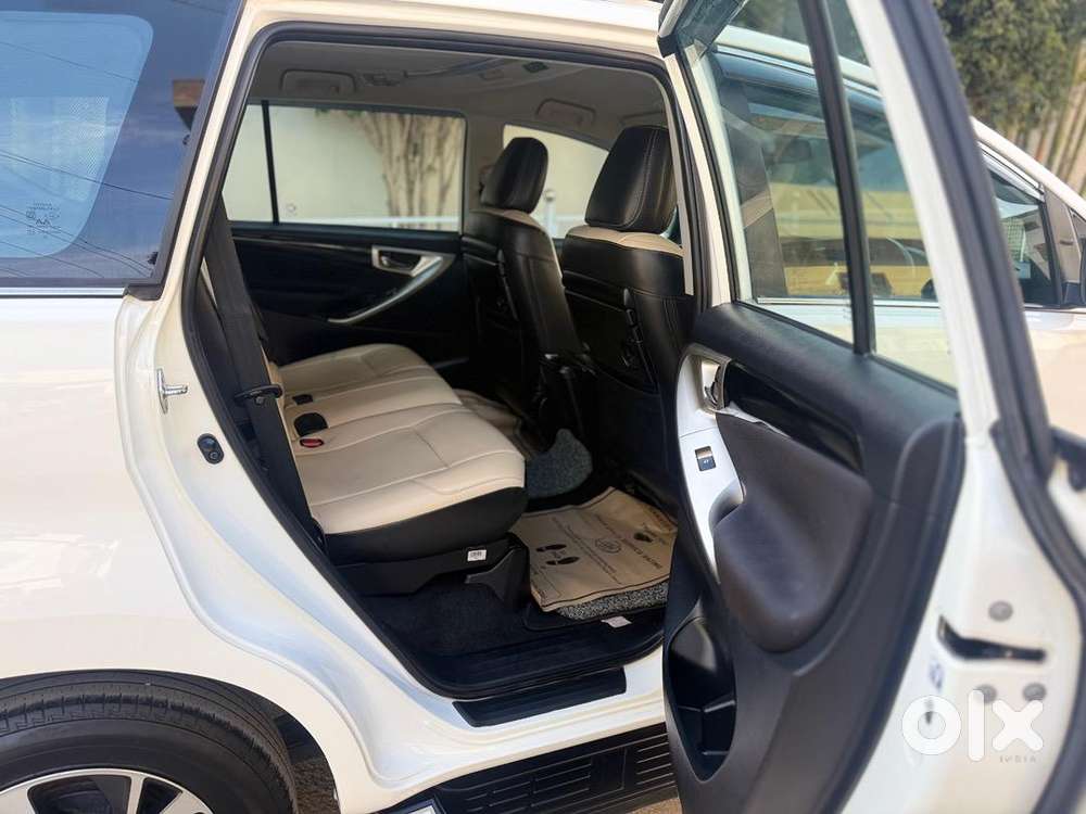 Toyota Innova Crysta 2023 Diesel Well Maintained