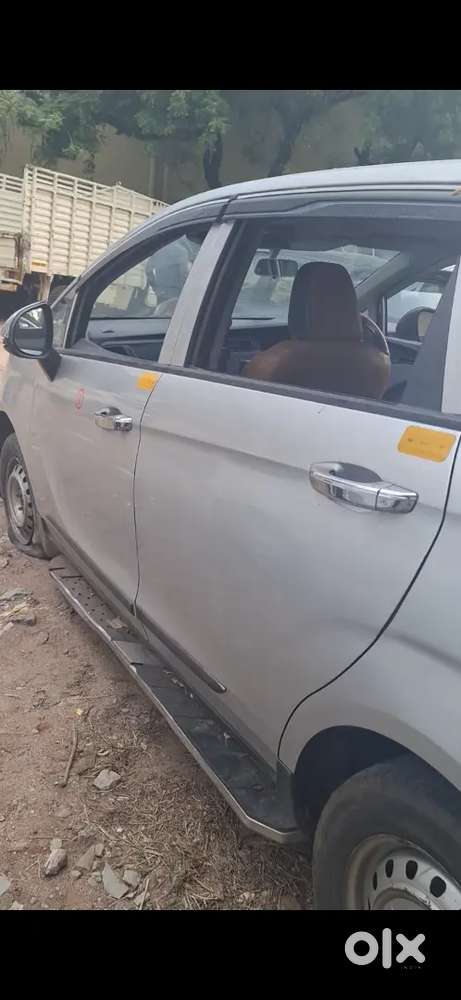 Mahindra Marazzo Diesel 2019 Continue Finance 14500/29 Emi