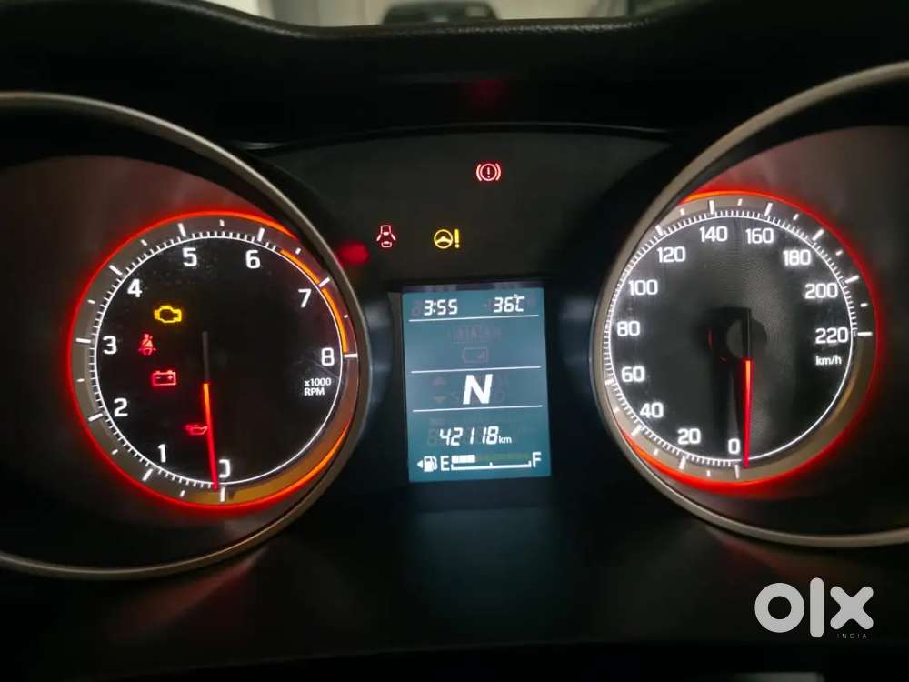 Maruti Suzuki Swift Vxi